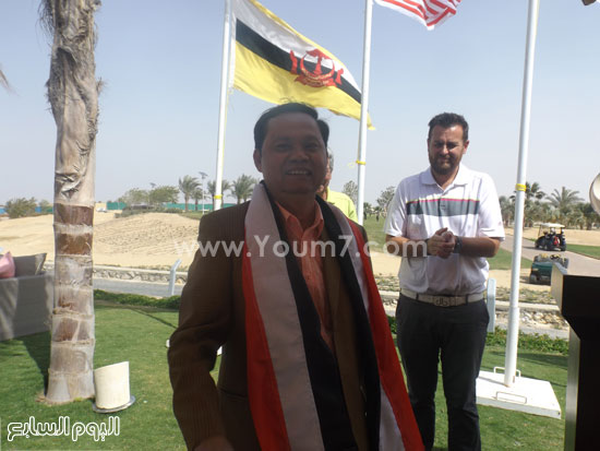 وزير الخارجية الفيتنامى يرتدى علم مصر -اليوم السابع -4 -2015