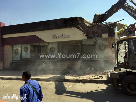 المطعم الذي تم بناؤه مخالفة بعد ثورة يناير -اليوم السابع -4 -2015