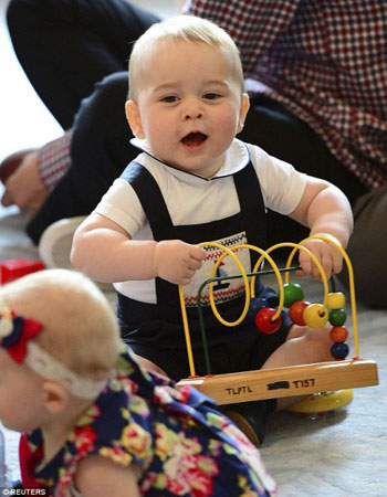 	الأمير جورج الابن الأول لكيت وويليام -اليوم السابع -4 -2015