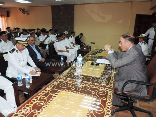اللواء سيد جاد الحق يجتمع بالضباط -اليوم السابع -4 -2015