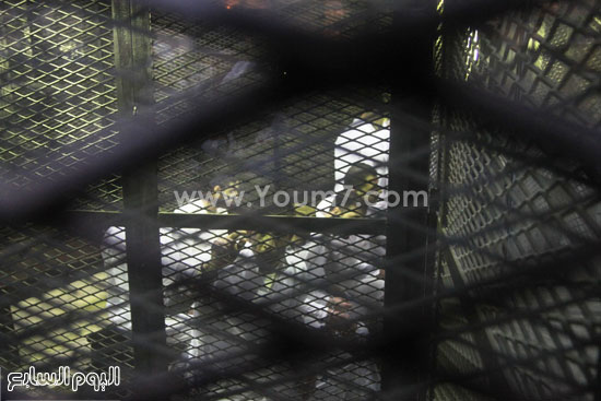 	المتهمون أثناء نظر جلسة محاكمتهم بقضية أحداث كرداسة -اليوم السابع -4 -2015