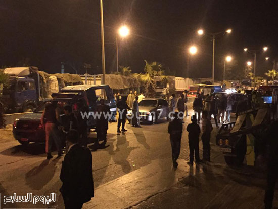 	توقف الحركة المرورية وانتشار قوات الأمن عقب قطع الطريق بالمنوفية احتجاجا على خطف فتاتين -اليوم السابع -4 -2015