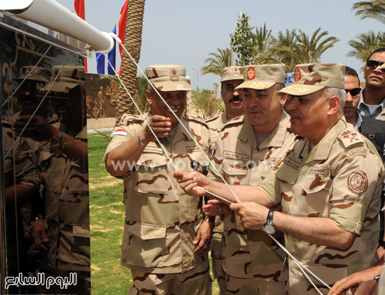 وزير الدفاع يزيح الستار عن المنشآت الإدارية الجديدة التى تم تأسيسها  -اليوم السابع -4 -2015