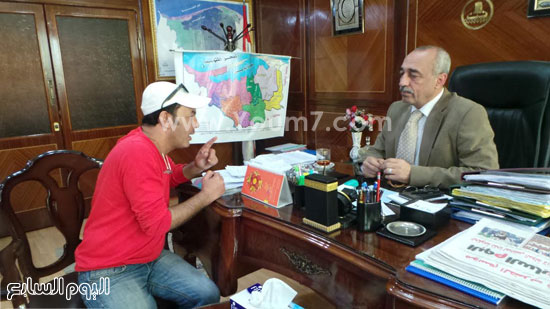 محافظ كفر الشيخ يستمع لعلاء مرسى -اليوم السابع -4 -2015 محافظ كفر الشيخ يستمع لعلاء مرسى -اليوم السابع -4 -2015