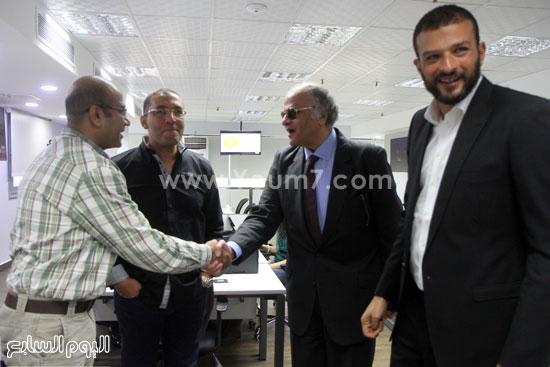  ممدوح عباس مع عصام الشامى رئيس قسم التصوير  -اليوم السابع -4 -2015