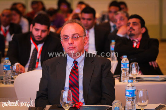 شريف سامى رئيس هيئة الرقابة المالية خلال مشاركته بمؤتمر المال والتمويل -اليوم السابع -4 -2015
