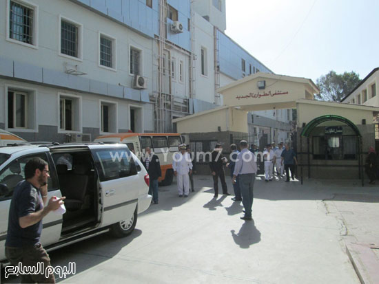 	قوات الأمن تفحص أروقة المستشفى بعد الحادث -اليوم السابع -4 -2015