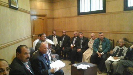 جانب من اجتماع أعضاء عليا الحزب الناصرى قبل عقد الجمعية العمومية -اليوم السابع -4 -2015