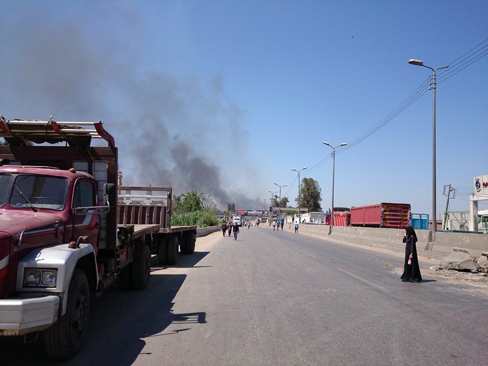  الدخان يتصاعد بطريق القاهرة الاسكندرية -اليوم السابع -4 -2015