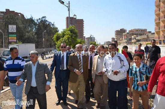 محافظ كفر الشيخ مع مواطنى قلين -اليوم السابع -4 -2015
