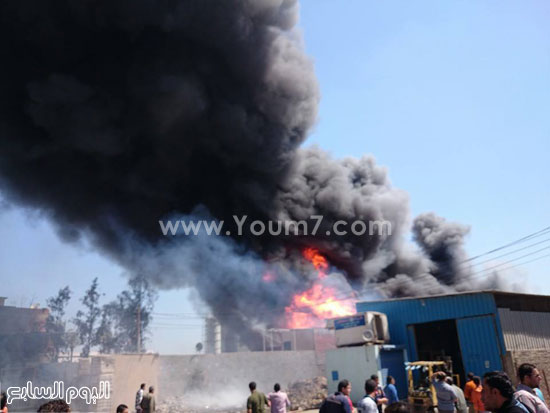  آثار حريق مصنع الخل -اليوم السابع -4 -2015