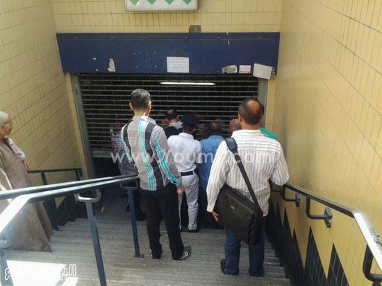 	الأمن يغلق محطة مترو الأنفاق بالعباسية نتيجة تصادم قطارين  -اليوم السابع -4 -2015