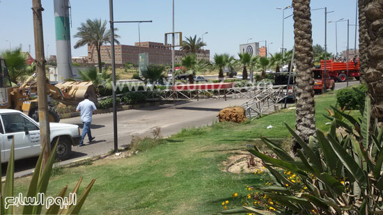 	شرطة المرافق تتعاون مع جهاز العوبر لإزالة الإشغالات بالشوارع  -اليوم السابع -4 -2015