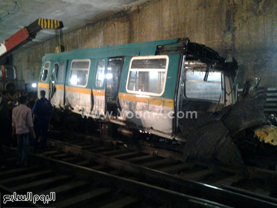 	إحدى عربات مترو العباسية بعد حادث أمس  -اليوم السابع -4 -2015