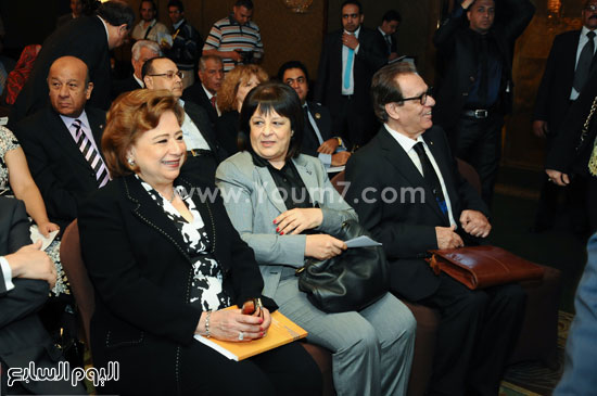 الدكتورة نجلاء الأهوانى وزيرة التعاون الدولى والدكتورة ليلى إسكندر -اليوم السابع -4 -2015