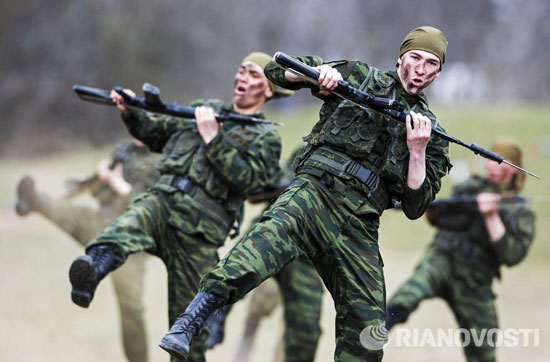 4.	القوات الروسية  -اليوم السابع -4 -2015