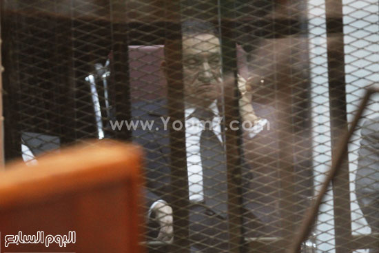 مبارك فى محاكمته بإهدار أموال من الدولة على فيلاته -اليوم السابع -4 -2015