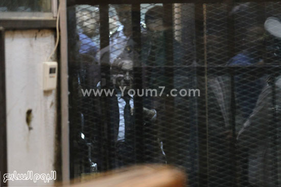 دخول مبارك قفص الاتهام -اليوم السابع -4 -2015