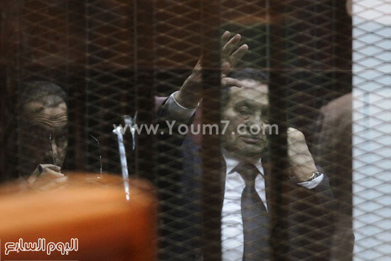  مبارك داخل قفص الاتهام -اليوم السابع -4 -2015