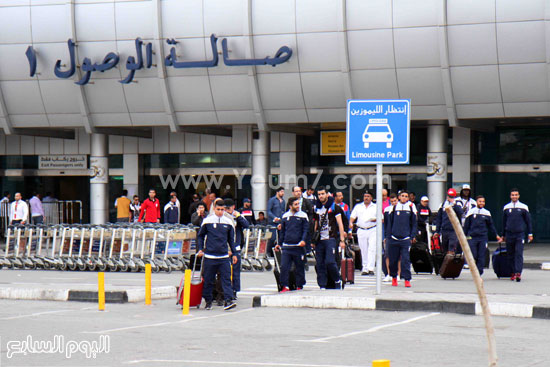  بعثة المغرب التطوانى فور وصولها مطار القاهرة لمواجهة الأهلى -اليوم السابع -4 -2015