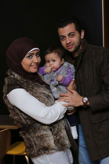 الشهيد النقيب رامى الجنجيهى وزوجته وابنته  -اليوم السابع -4 -2015