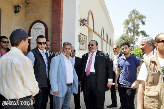 	وزير الآثار يتفقد المساحات الخضراء لمتحف الرى بالقناطر -اليوم السابع -4 -2015
