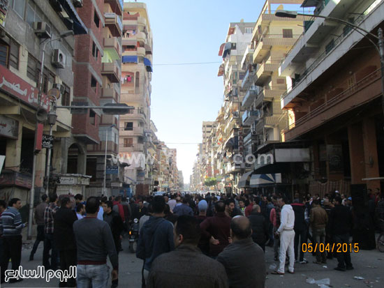 تجار بورسعيد يغلقون شارع الثلاثينى -اليوم السابع -4 -2015