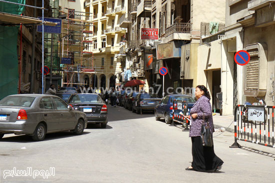  الشوارع الفرعية لشارع قصر النيل لاتعرف قرار حظر الانتظار -اليوم السابع -4 -2015