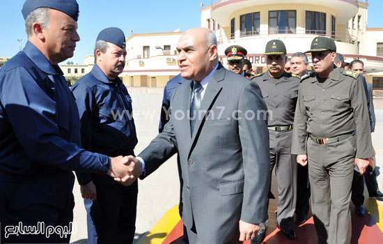 القائد العام للقوات المسلحة يغادر القاهرة متجها إلى باكستان  -اليوم السابع -4 -2015