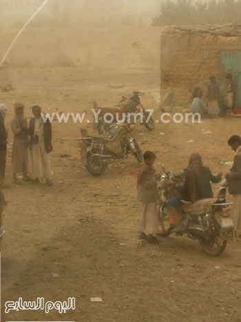 جانب من الحياة البدائية فى المناطق الواقعة على الطريق بين صنعاء وحضر موت -اليوم السابع -4 -2015