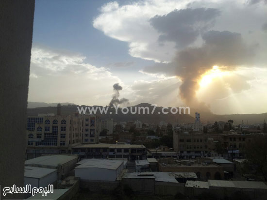 آثار انفجار نتيجة المواجهات المسلحة باليمن -اليوم السابع -4 -2015