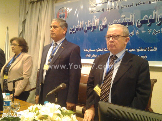 رئيس جامعة عين شمس وعميد كلية التربية -اليوم السابع -4 -2015