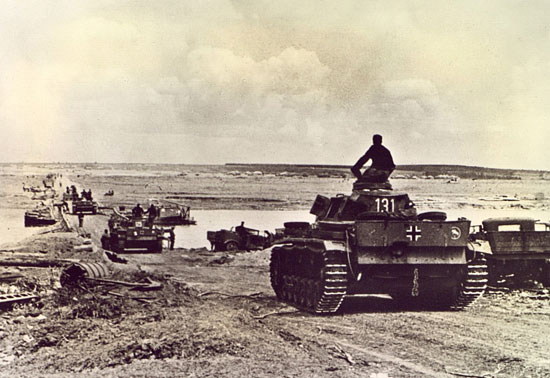 	القوات الألمانية تدخل الأراضى الروسية  -اليوم السابع -4 -2015