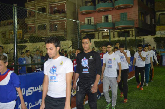 أصدقاء صلاح فى الملعب -اليوم السابع -4 -2015