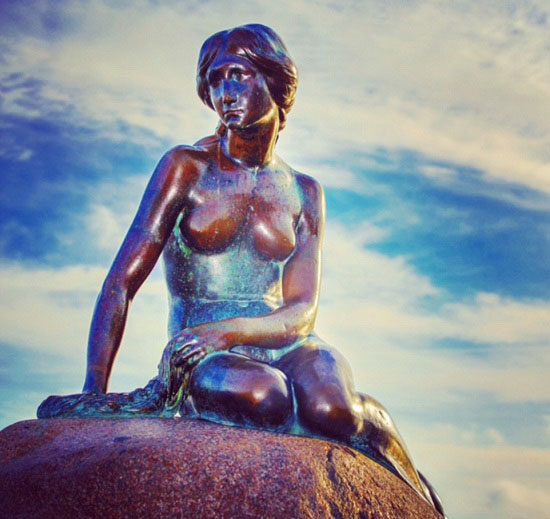	التمثال البرونزى لحورية البحر للنحات إدوارد إريكسن -اليوم السابع -4 -2015