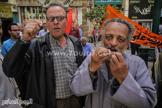 أصحاب المعاشات يتظاهرون بميدان طلعت حرب للمطالبة بتطبيق الحد الأدنى -اليوم السابع -4 -2015