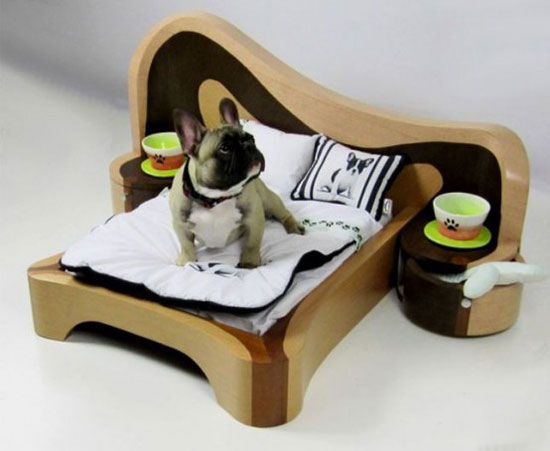 	سرير صنع خصيصًا من أجل الكلاب يحاكى شكل السرير العادى -اليوم السابع -4 -2015