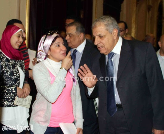 رئيس الوزراء فى حوار جانبى مع الصحفيين -اليوم السابع -4 -2015