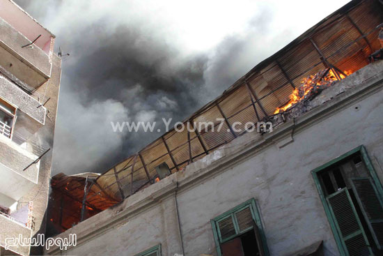 	صورة جانبية للمصنع المحترق  -اليوم السابع -4 -2015