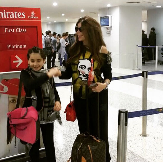 	مى مع ابنتها سارة فى دبى  -اليوم السابع -4 -2015