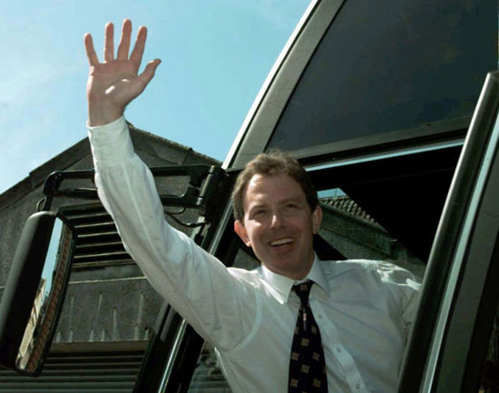 أبريل 1997 زعيم حزب العمال تونى بلير فى بريستول. -اليوم السابع -4 -2015