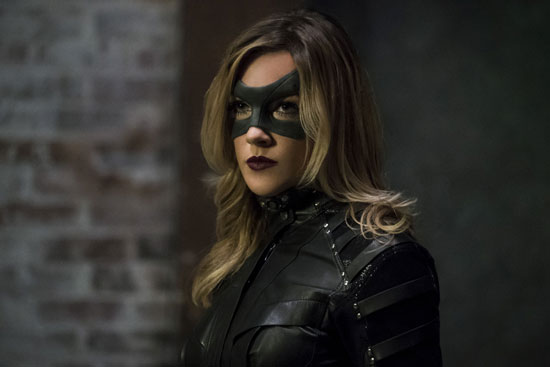 كايتى كاسيدى بطلة The Arrow تظهر مع الخارق جرانت جستن فى The Flash اليوم السابع