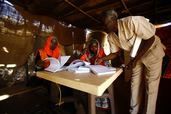 عملية التصويت للاستفتاء - دارفور (1)
