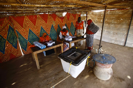 عملية التصويت للاستفتاء - دارفور (2)