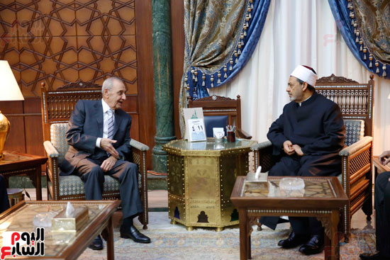 شيخ الازهر يلتقى رئيس مجلس النواب اللبنانى (1)