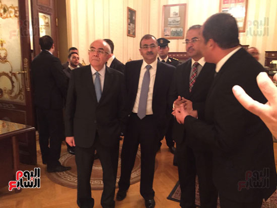 رئيس البرلمان القبرصى يزور متحف مجلس النواب (2)