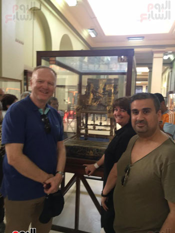 ماكليش يزور المتحف المصرى (4)