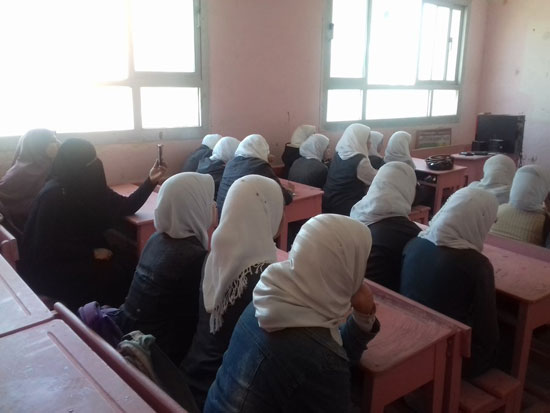  ندوة لطلاب المدارس للتوعية بتاريخ مصر (2)