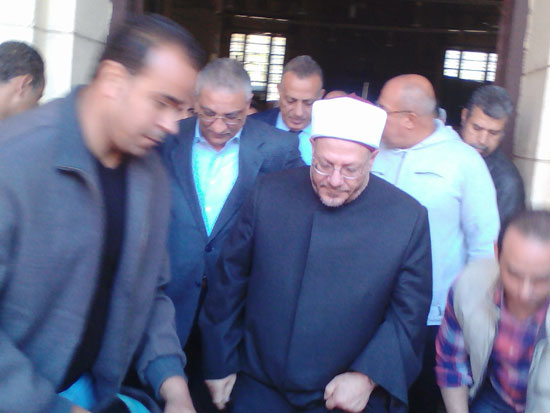 وزير الأوقاف خلال إلقاء كلمته بمسجد المغفرة بالعجوزة (13)