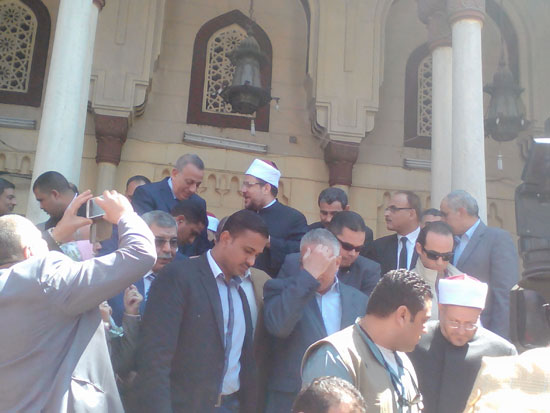 وزير الأوقاف خلال إلقاء كلمته بمسجد المغفرة بالعجوزة (16)